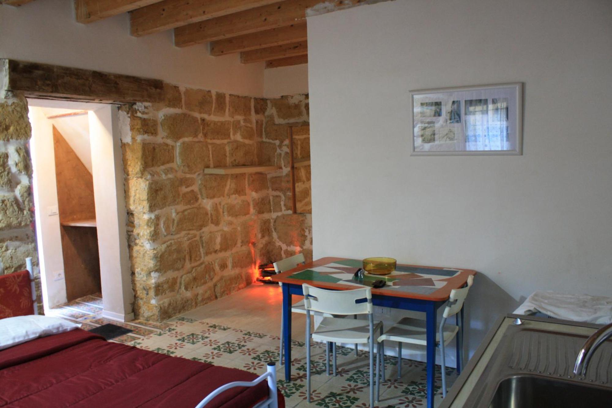 Casa Lerux Hotel Agrigento Eksteriør billede